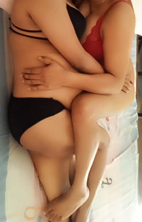👋 Hi,  💓 Kawshi & Ama Here  💋 We Are Lesbian Couple 🩵Age 28 & 30