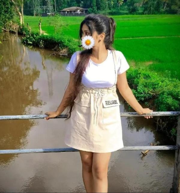 🧚‍♀️ White Sexy Girl__Slim Fegure & _Genuine Live Cam Girl.👗📸 [ Any Time 24 Hours Available.📱] WITE SKIN CLOUR 😇IPONE 14 PRO MAX CLIYR CAM°°° Cute Face & Sexsy Figure 🥵