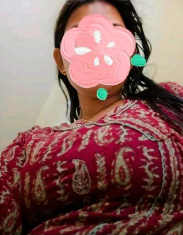 Full face live cam show 😘 with tamil girl